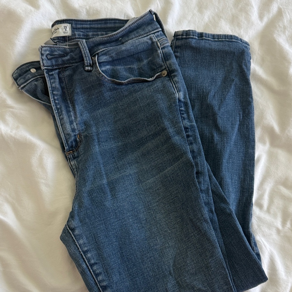 Abercrombie & Fitch Dark Blue Skinny Jeans